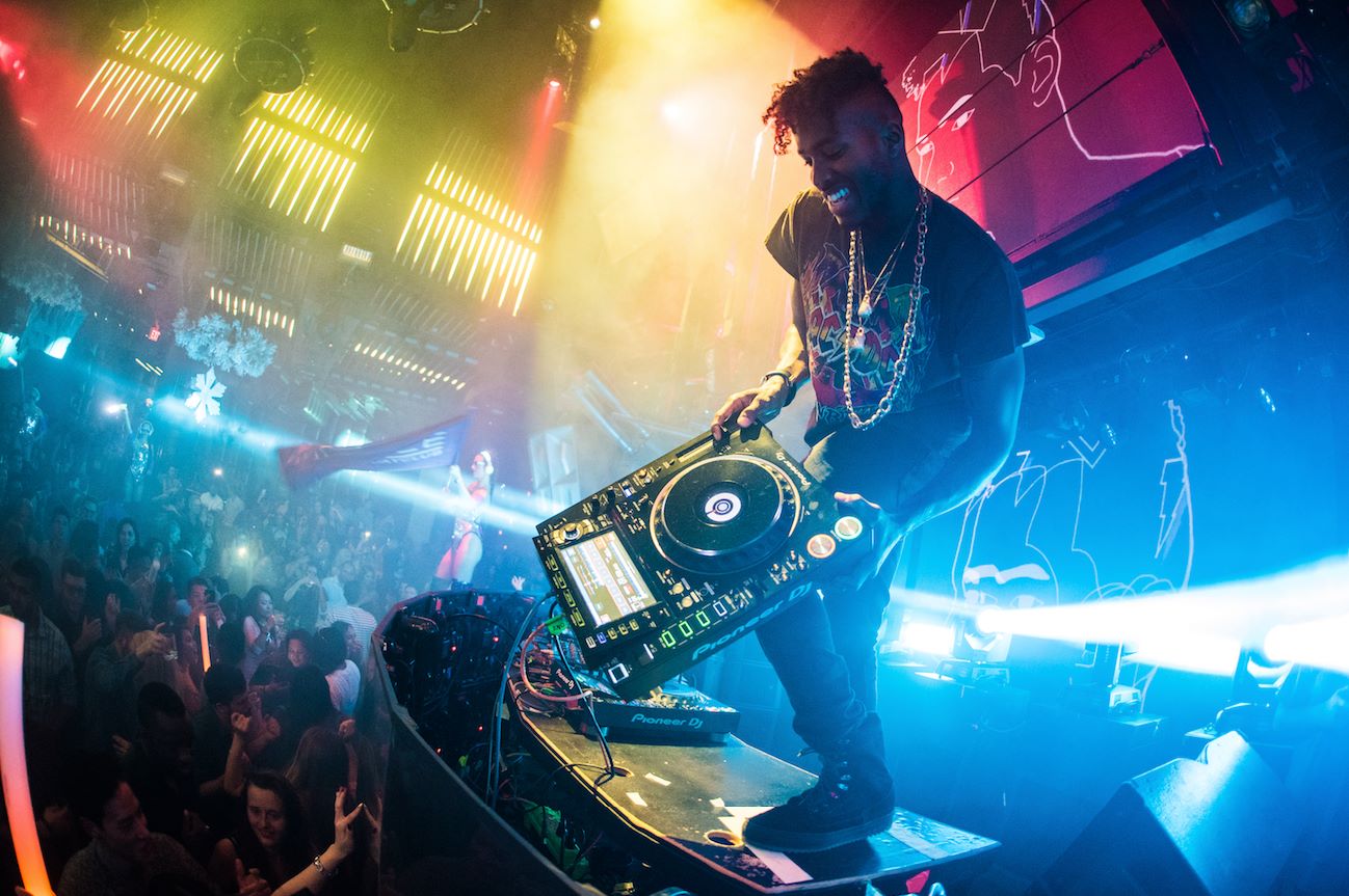The Best Clubs In Vegas - Top 10 Las Vegas Nightclubs [Video]