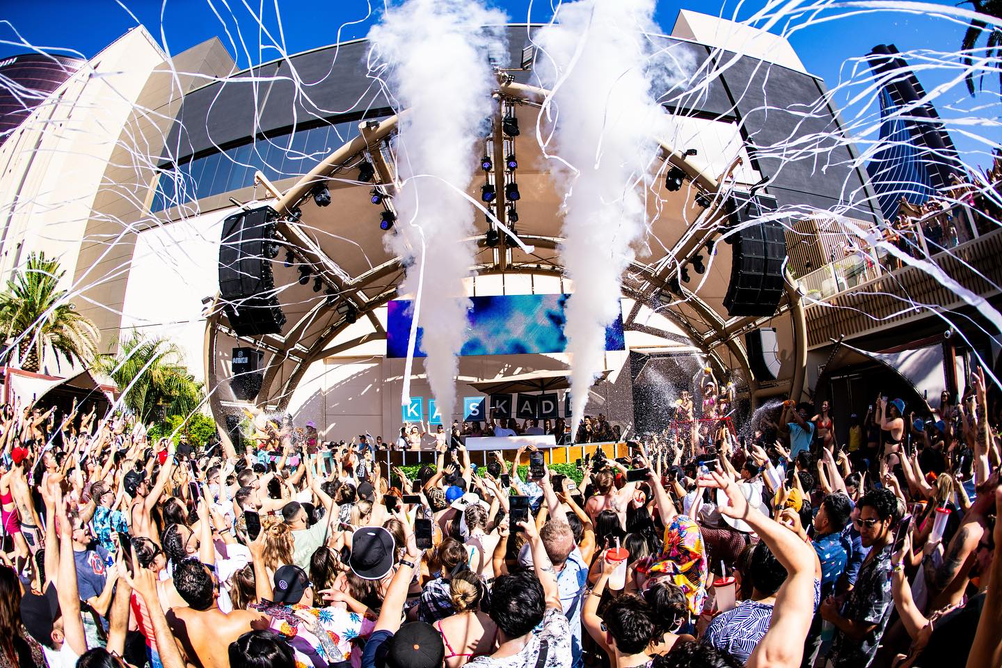 10 Of The Best Pool Parties And Day Clubs in Las Vegas