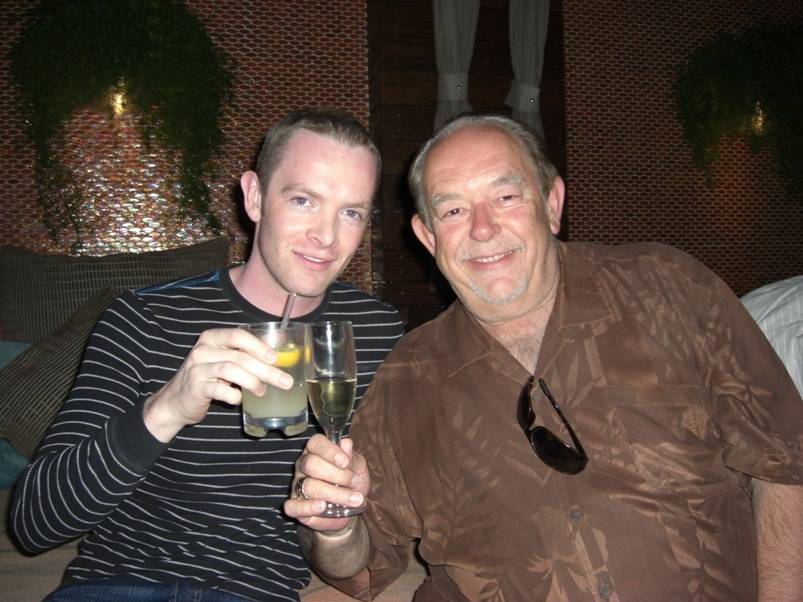 LasVegasNightclubs.com and Robin Leach