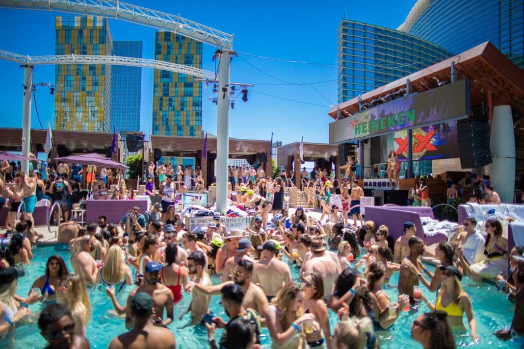 Best Las Vegas Pool Parties You Need To Visit in 2024 [Video]