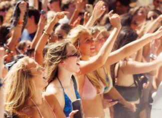 How to Survive a Dayclub and Nightclub in the Same Day in Las Vegas